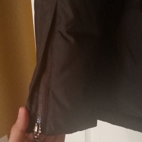 Chocolate Brown DKNY XS Jacket Gorgeous Lining, adjustable waist - Picture 8 of 11